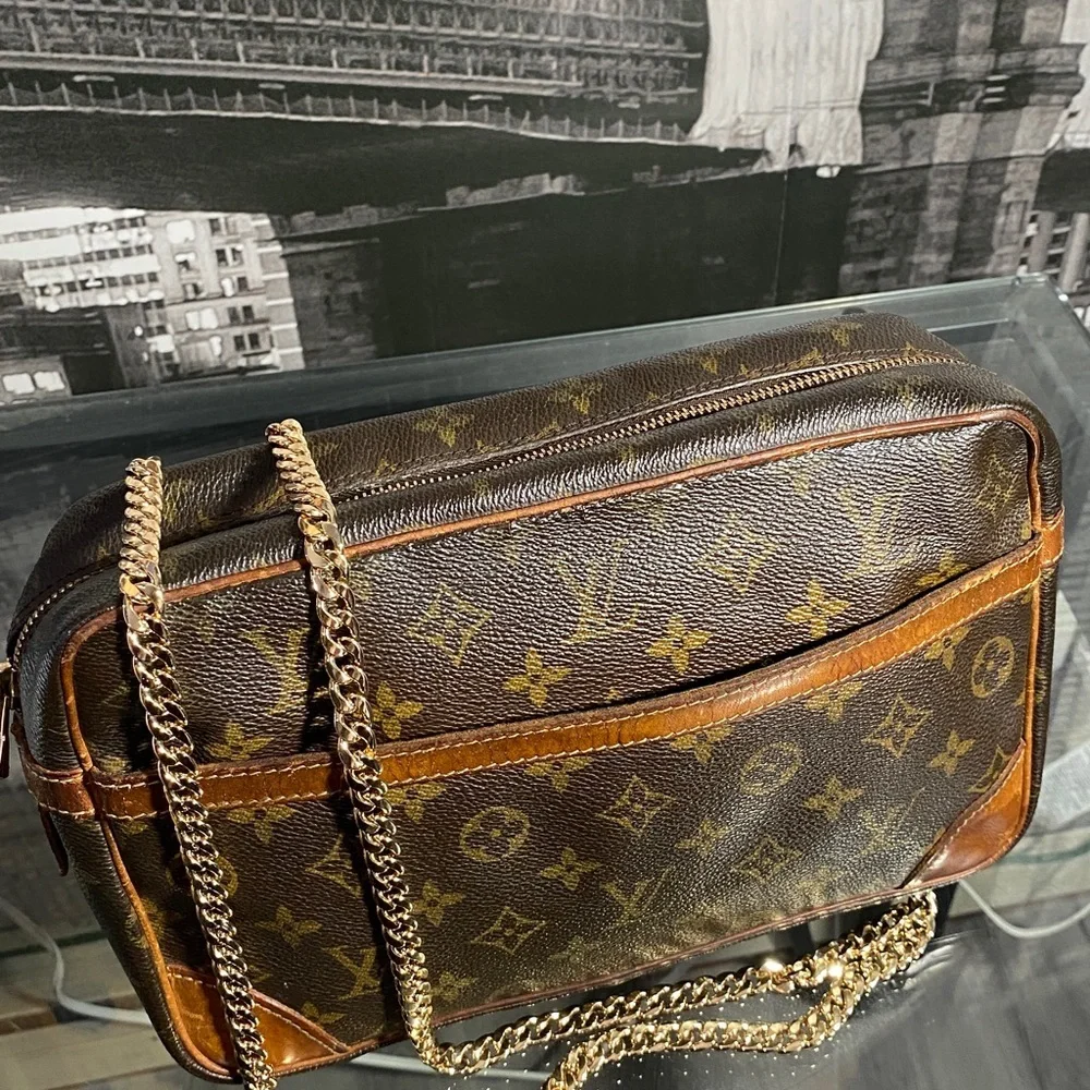 Authentic Louis Vuitton Vintage Monogram Compiegne Cosmetic Clutch Bag